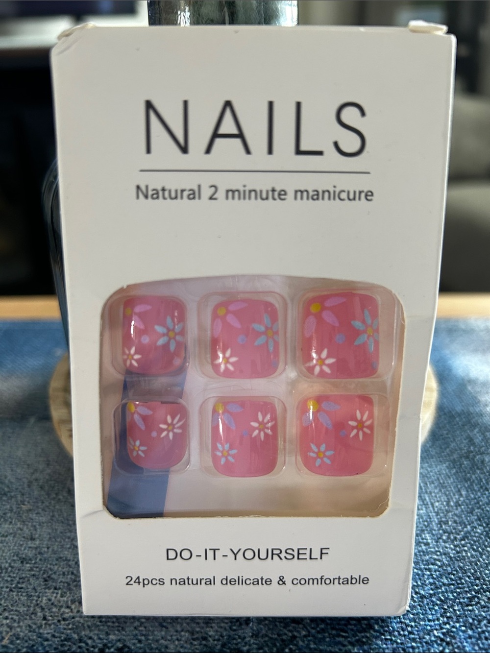 Set of 4  Boxes - Press On Nails for Toes. - Picture 5 of 5
